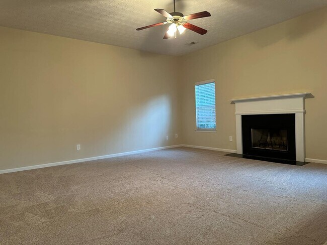 Building Photo - Open House 08/09/2025  Saturday 10:30AM un...
