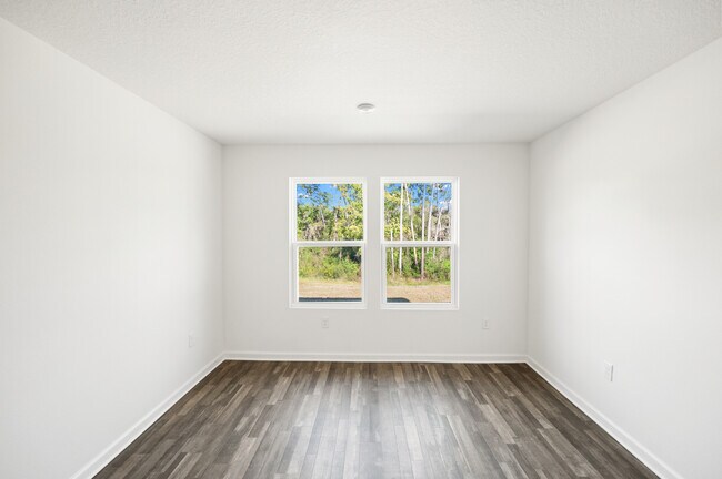 Building Photo - 21750 Sutherland Cir