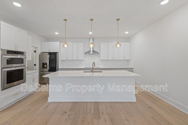 Building Photo - 337 Sophia Rain Dr