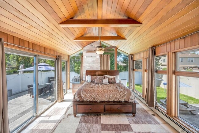 Building Photo - 2327 Cleveland St