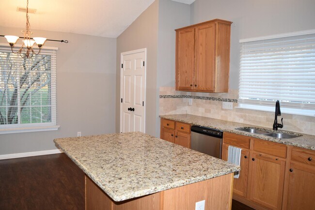 Building Photo - 6832 Brancusi Ct