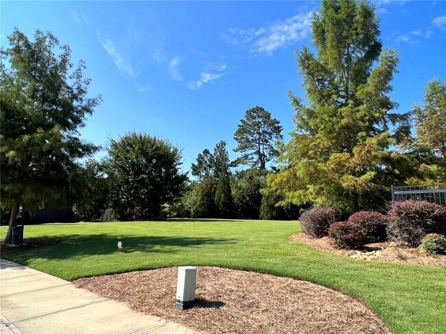 Building Photo - 185 Cherokee Reserve Cir