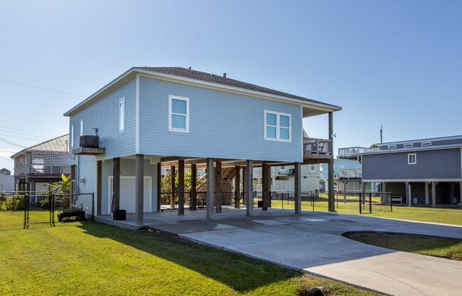 Building Photo - 16511 John Davis Rd