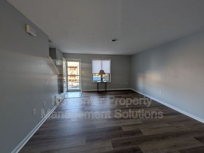 Building Photo - 500 Winchester Ave