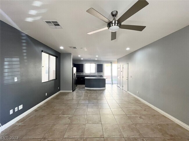 Building Photo - 8520 Orly Ave