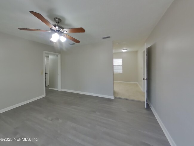 Building Photo - 10506 Dodd Rd