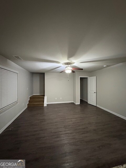 Building Photo - 314 Nutwood Trce