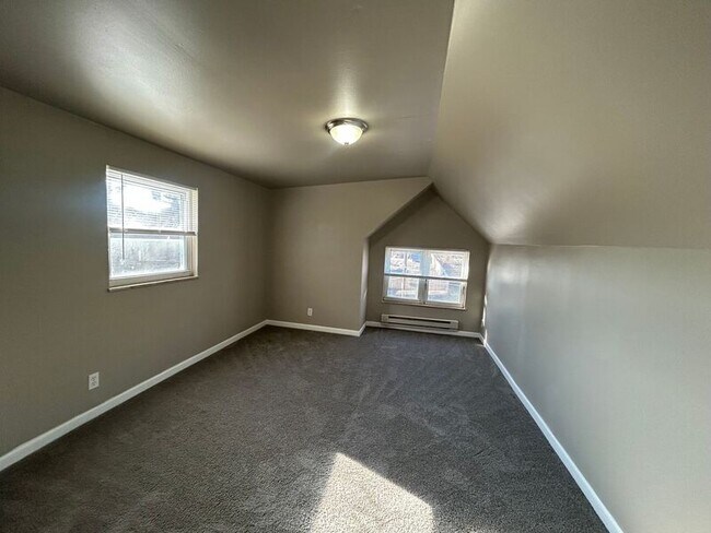 Building Photo - 1324 Beech Ave