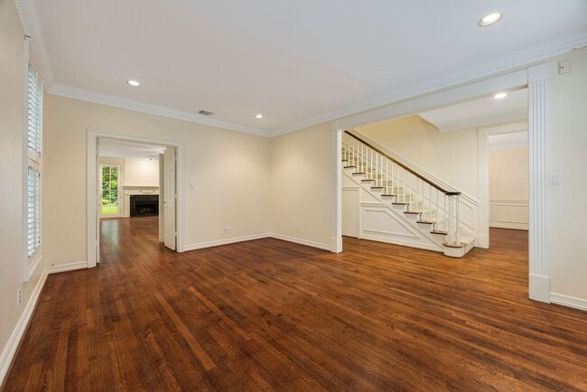 Building Photo - 3216 Rice Boulevard