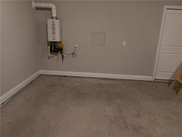 Building Photo - 811 Knox Dr