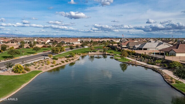 Building Photo - 23080 E Carriage Wy