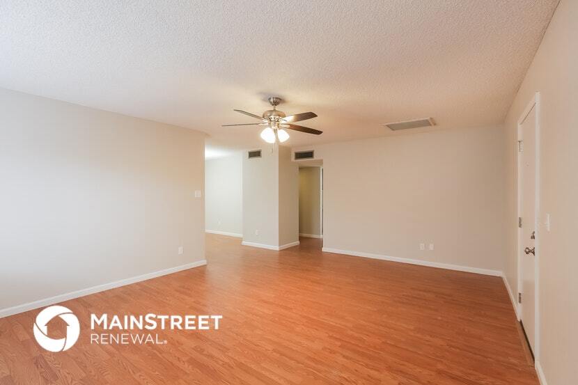 Building Photo - 2807 N 45th Dr