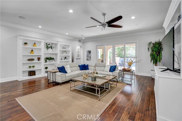 Building Photo - 54 Clifford