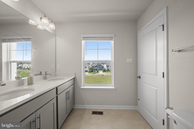 Building Photo - 434 Herringbone Wy