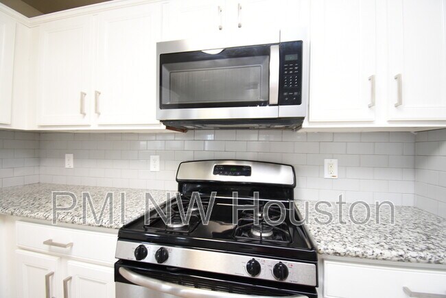 Building Photo - 26306 Hartwill Dr