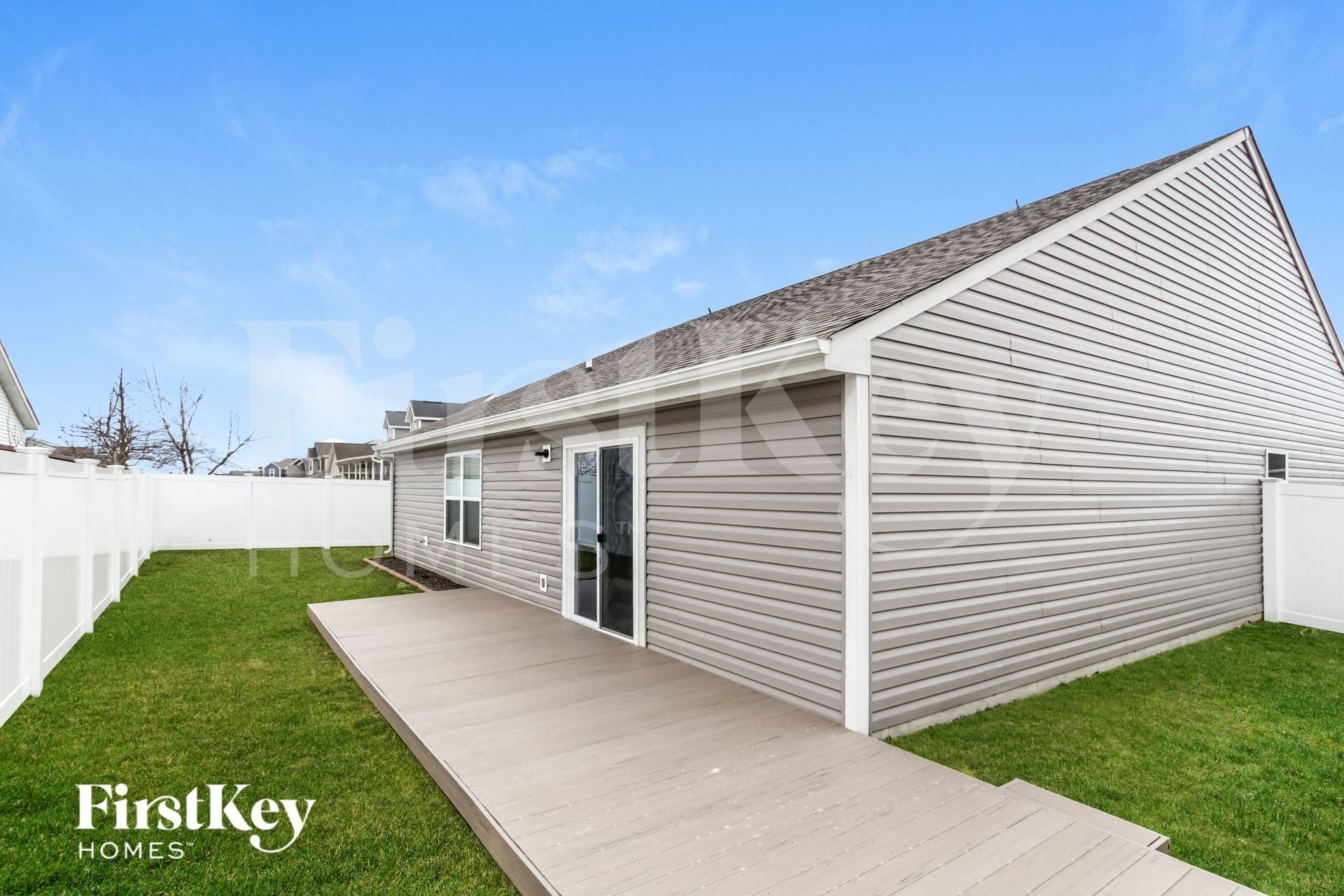 Building Photo - 2116 Willow Oak Ct
