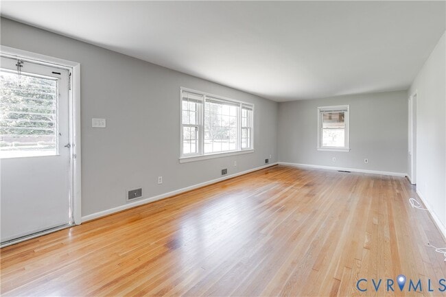 Building Photo - 1312 Southbury Ave