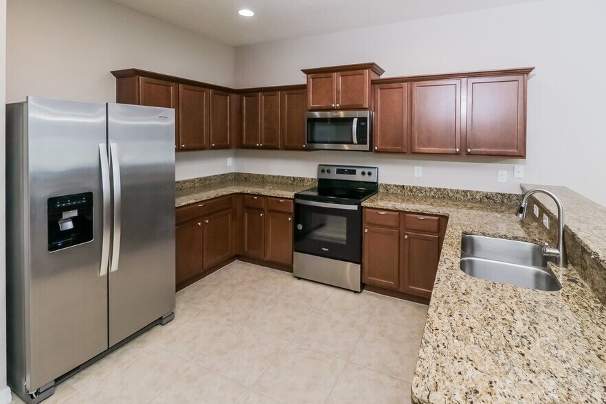 Building Photo - 30745 Water Lily Dr