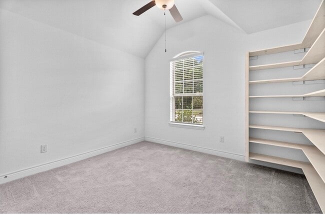 Building Photo - 23426 Yaupon Hills Dr