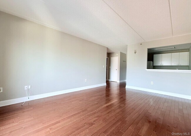 Building Photo - 123 Mamaroneck Ave