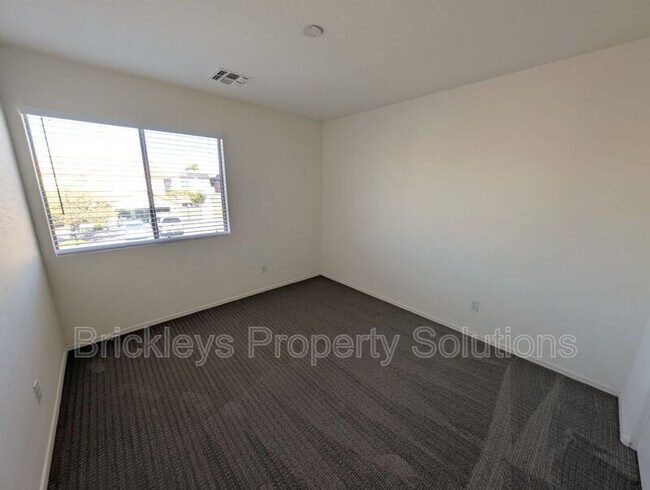 Building Photo - 3393 E Wyatt Way