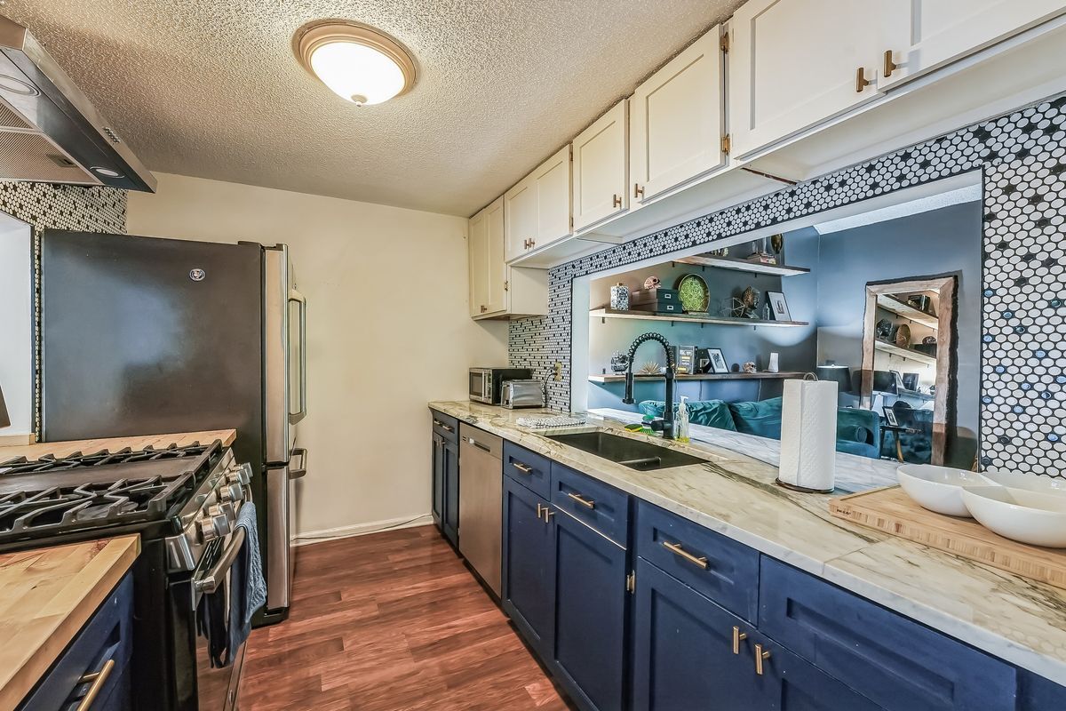 Building Photo - 502 Ivy Green Ln SE