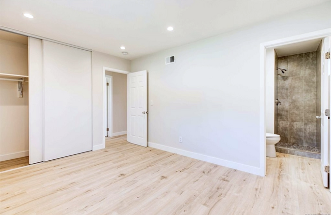 Building Photo - Spacious & Newly Renovated 4-Bed/2-Bath Ho...