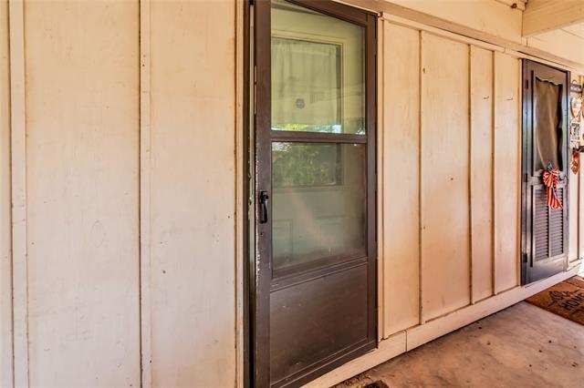 Building Photo - 805 Irwin Dr