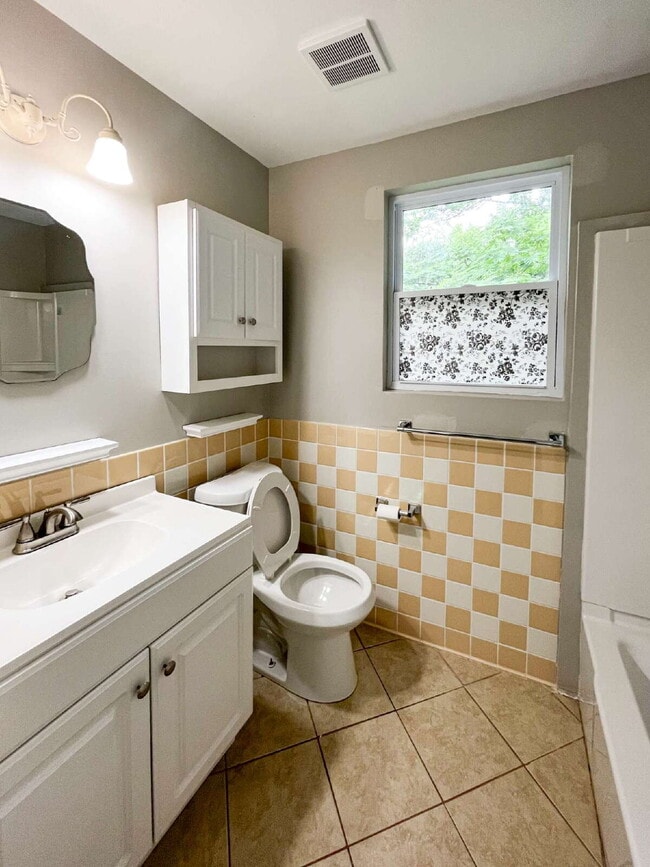 Building Photo - Cozy 3-Bed Home in the Heart of Wake Forest