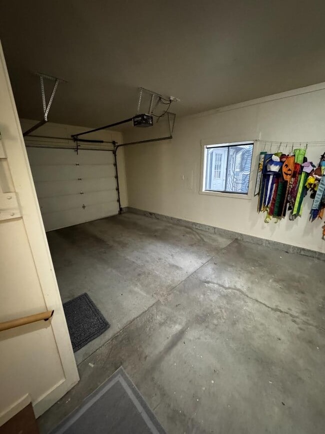 Building Photo - 1638 Stony Meadow Ln