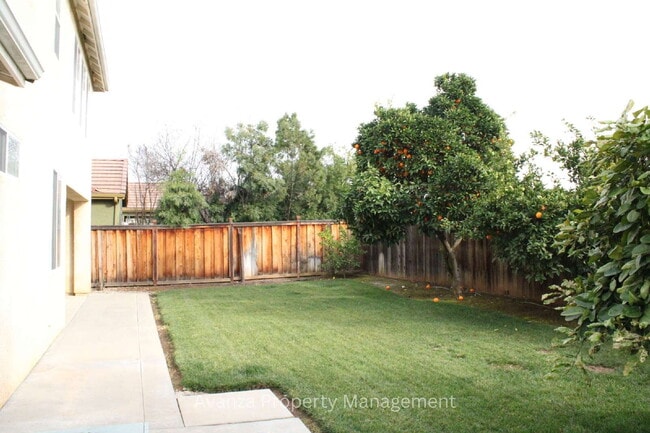 Building Photo - Home for Rent