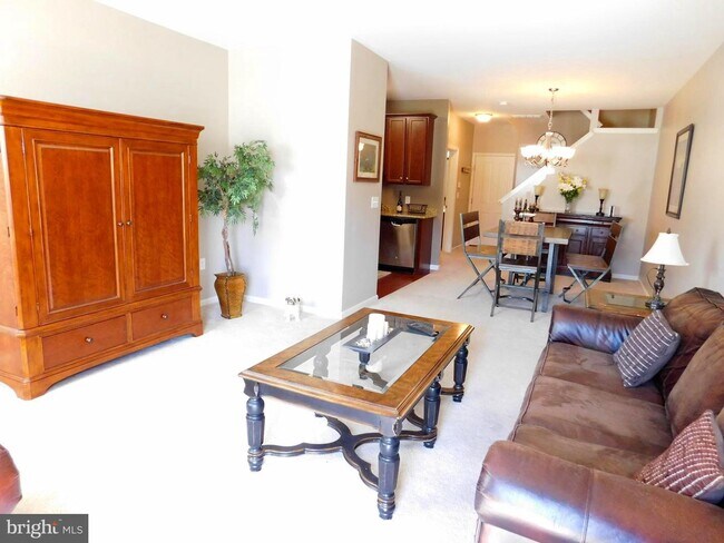 Building Photo - 82 Riverwalk Blvd