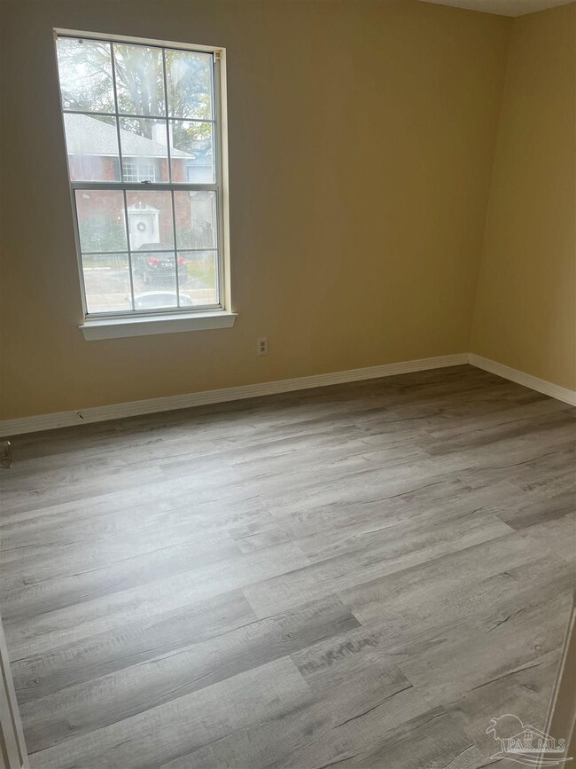 Building Photo - 3838 Belle Meade Ct