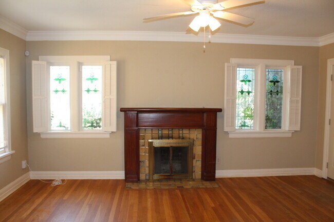 Building Photo - 2615 22nd St