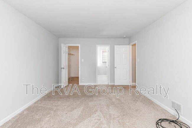 Building Photo - 11000 May Apple Terrace