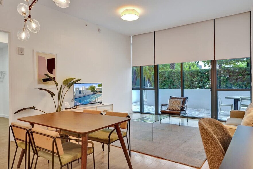 Building Photo - 1220 17th St