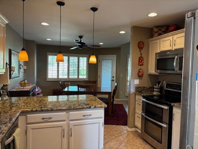 Building Photo - 2502 Leisure World