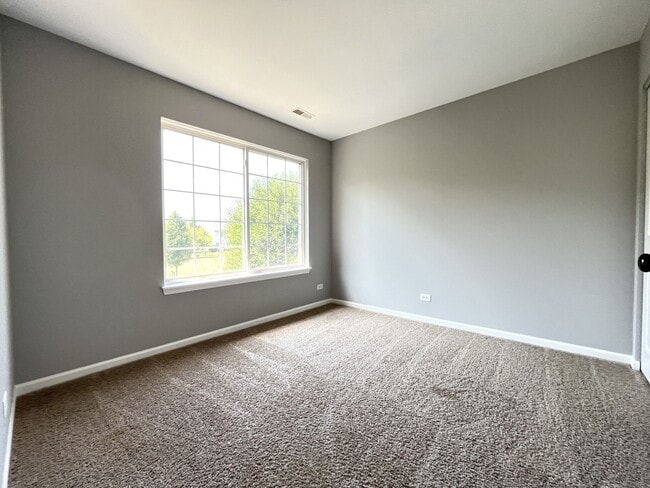 Building Photo - 4624 Courtney Dr
