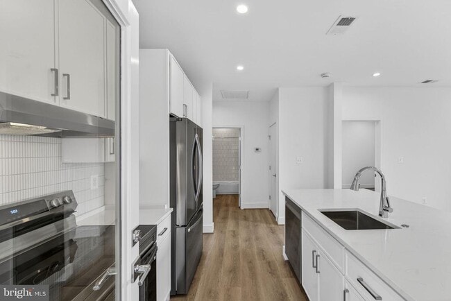 Building Photo - 117 N 21st St