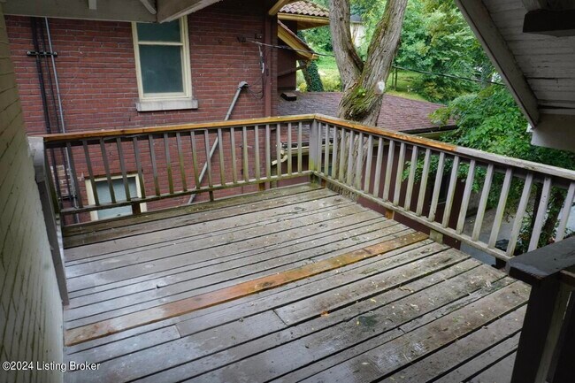 Building Photo - 2541 Cherokee Pkwy