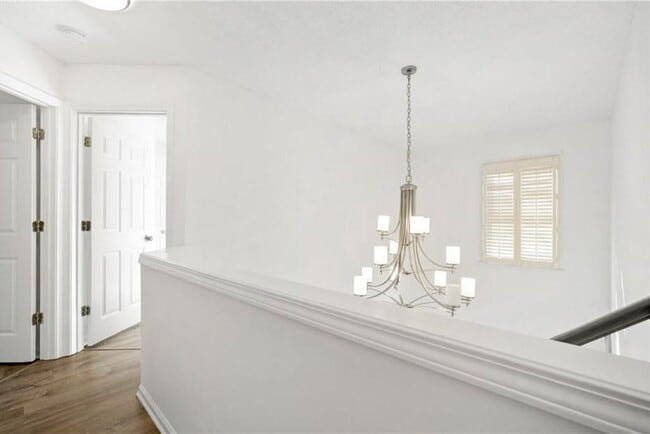 Building Photo - 10895 Glenbarr Dr