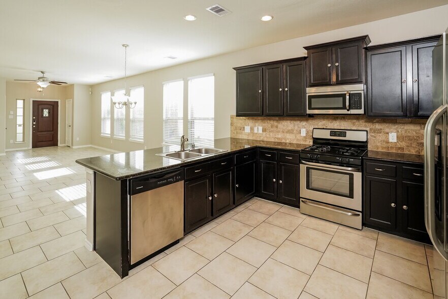 Building Photo - 9102 Sweet Blue Jasmine Ln