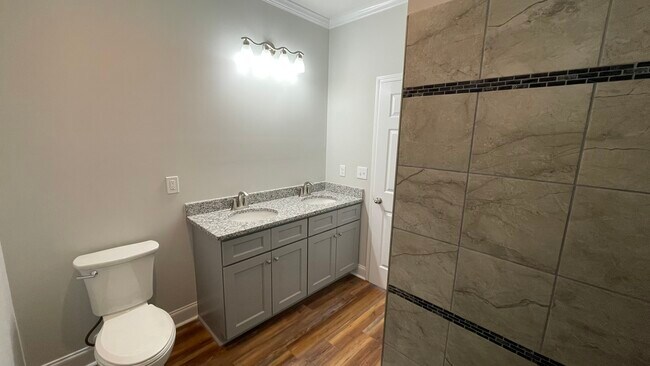 Building Photo - 53 Dewitt Lowery Rd