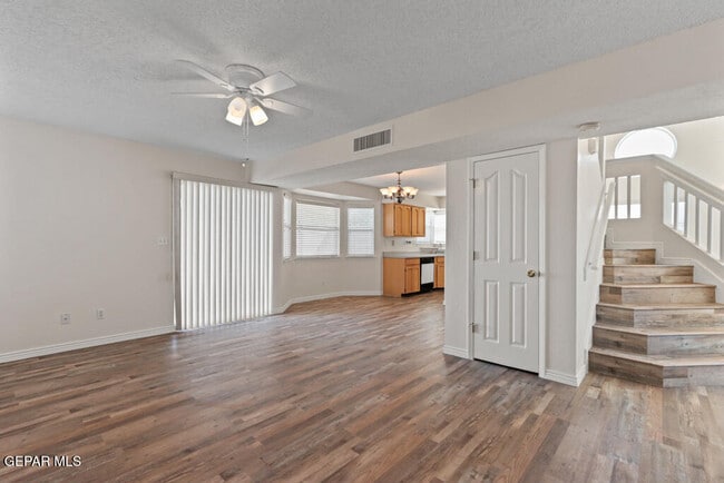 Building Photo - 11823 Stone Castle Dr