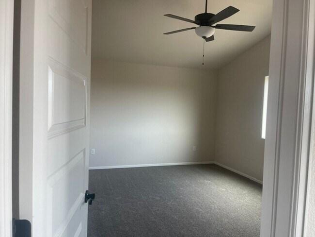 Building Photo - 3418 Wapiti Ln