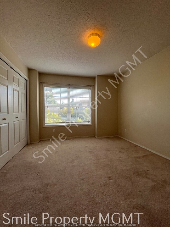 Building Photo - 6109 Summer Woods