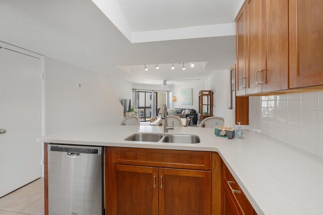 Building Photo - 5650 A1A S