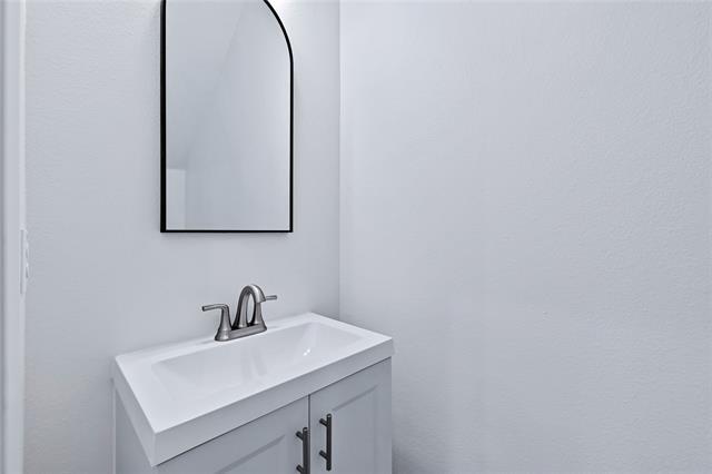 Building Photo - 2844 S Marsalis Ave