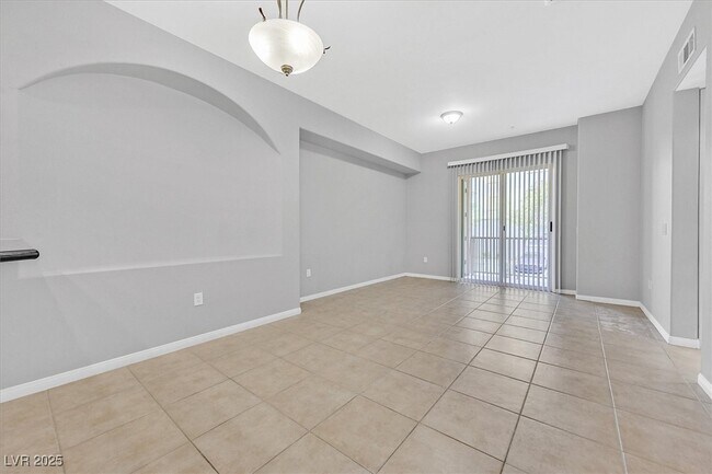 Building Photo - 56 E Serene Ave
