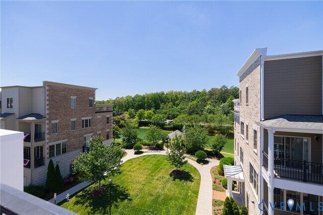 Building Photo - 3921 Liesfeld Pl